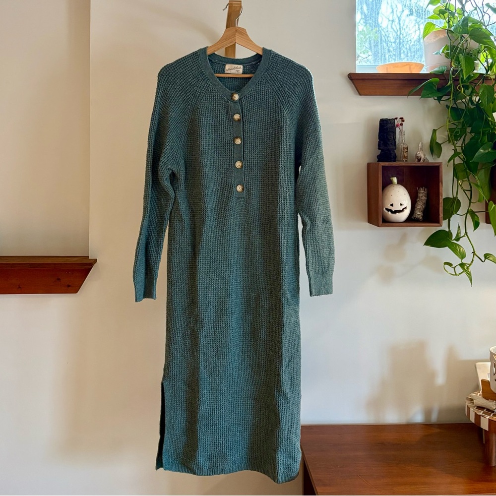 Universal Thread Teal Long Sleeve Dress